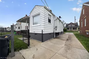 10721 Plymouth Ave, Garfield Heights, OH 44125 - Photo 23