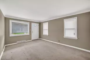 10721 Plymouth Ave, Garfield Heights, OH 44125 - Photo 3