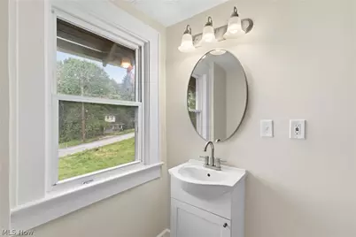 1201 East Avenue, Akron, OH 44307 - Photo 23
