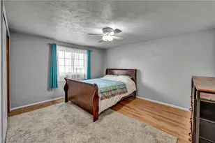 7850 E Linden Ln, Parma, OH 44130 - Photo 19
