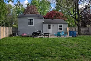 1311 Carol Dr, Kent, OH 44240 - Photo 3