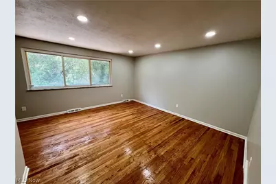 14417 Maple Avenue, Maple Heights, OH 44137 - Photo 13