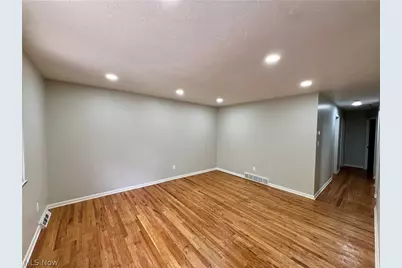 14417 Maple Avenue, Maple Heights, OH 44137 - Photo 3