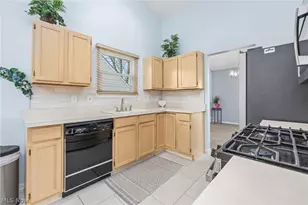 4247 Taylor Ct, Brunswick, OH 44212 - Photo 11