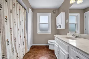 20944 Woodstock Ave, Fairview Park, OH 44126 - Photo 15