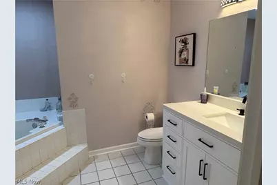 201 Steeplechase Drive #6, Willoughby Hills, OH 44092 - Photo 7
