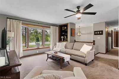 370 Applegrove Street NE, North Canton, OH 44720 - Photo 5