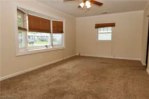 229 Lexington Ave, Elyria, OH 44035 - Photo 17