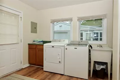 229 Lexington Avenue, Elyria, OH 44035 - Photo 9