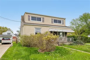 599 E 250th St, Euclid, OH 44132 - Photo 3