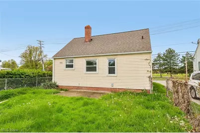 599 E 250th Street, Euclid, OH 44132 - Photo 45