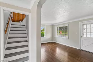 599 E 250th St, Euclid, OH 44132 - Photo 15