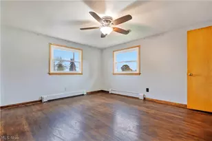1227 33rd St NE, Canton, OH 44714 - Photo 13