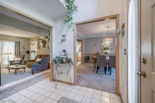 8051 Valleyview Ct, North Royalton, OH 44133 - Photo 3