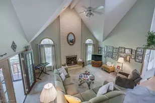8051 Valleyview Ct, North Royalton, OH 44133 - Photo 27