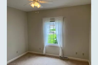 5342 Clingan Trails Boulevard, Struthers, OH 44471 - Photo 39