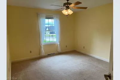 5342 Clingan Trails Boulevard, Struthers, OH 44471 - Photo 37