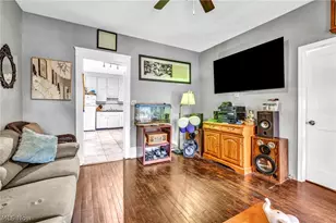 6808 Lansing Ave, Loveland, OH 44105 - Photo 9