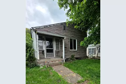 337 Broadway Avenue, Wellsville, OH 43968 - Photo 1