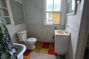 337 Broadway Ave, Wellsville, OH 43968 - Photo 9