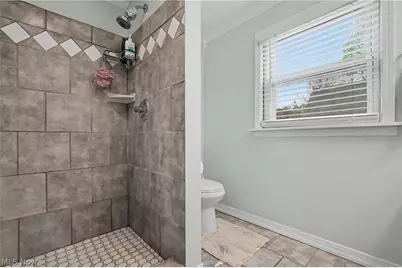 525 W Lincoln Way, Lisbon, OH 44432 - Photo 29