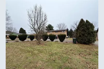 792 Kingwood Drive NE, Bolivar, OH 44612 - Photo 13