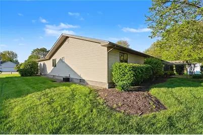 358 Tessa Place, Cortland, OH 44410 - Photo 41