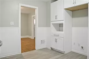 52 W Heights Ave, Youngstown, OH 44509 - Photo 17