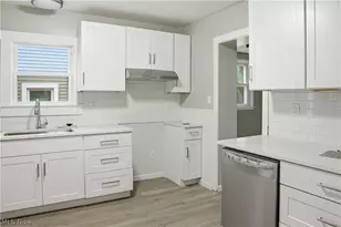 52 W Heights Ave, Youngstown, OH 44509 - Photo 15
