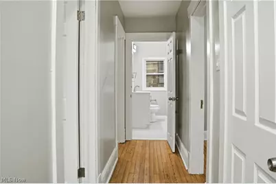 52 W Heights Avenue, Youngstown, OH 44509 - Photo 23