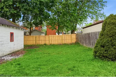 52 W Heights Avenue, Youngstown, OH 44509 - Photo 35