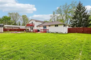 805 Roberts St, Sheffield Lake, OH 44054 - Photo 27