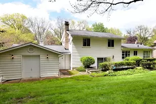6977 Springledge Rd, Sagamore Hills, OH 44067 - Photo 45