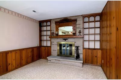 6977 Springledge Road, Sagamore Hills, OH 44067 - Photo 23
