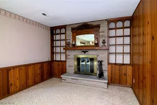 6977 Springledge Rd, Sagamore Hills, OH 44067 - Photo 23