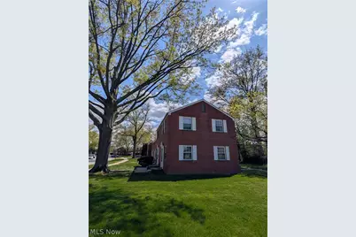 422 Clearview Drive #J10, Euclid, OH 44123 - Photo 11