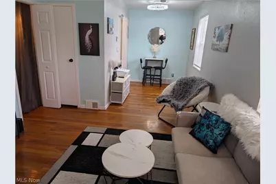 422 Clearview Drive #J10, Euclid, OH 44123 - Photo 3