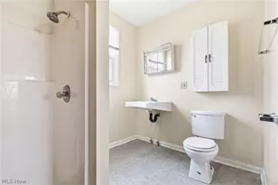 488 Alexander St, Akron, OH 44306 - Photo 7