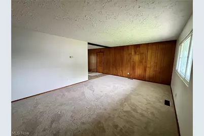 4135 Sabin Drive, Rootstown, OH 44272 - Photo 3