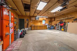 640 W Martin Ave, Amherst, OH 44001 - Photo 47