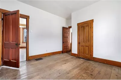 12020 Easton Street NE, Alliance, OH 44601 - Photo 17