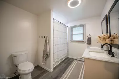 827 E 5th Street, Dover, OH 44622 - Photo 27