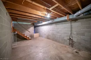 827 E 5th St, Dover, OH 44622 - Photo 37