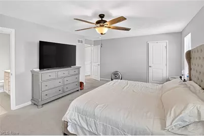3241 Boettler Street NE, Canton, OH 44721 - Photo 21