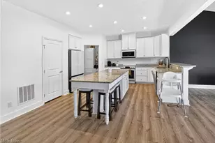 3241 Boettler St NE, Canton, OH 44721 - Photo 5