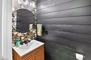 3241 Boettler St NE, Canton, OH 44721 - Photo 17