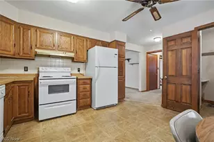 2651 11th St, Cuyahoga Falls, OH 44221 - Photo 27
