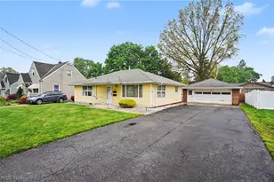 2651 11th St, Cuyahoga Falls, OH 44221 - Photo 3
