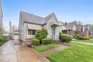 145 E 190th St, Euclid, OH 44119 - Photo 3