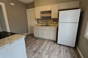 5240 State Rd, Parma, OH 44134 - Photo 9